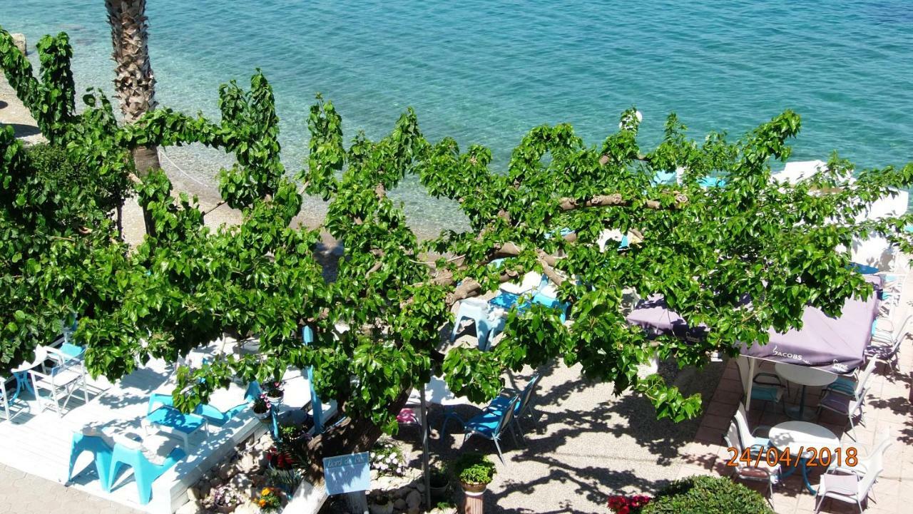Plaz Hotel Selianítika Екстериор снимка